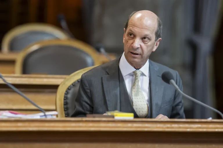 Swiss parliament clears way for thermal power reserve Swiss parliament clears way for thermal power reserve